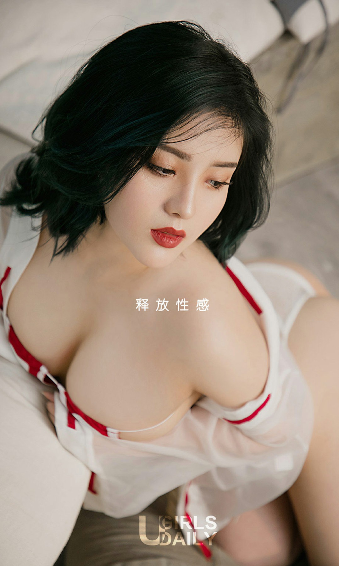 [Ugirls尤果网]爱尤物专辑 2019.03.15 No.1395 井酱baby 不吝性感